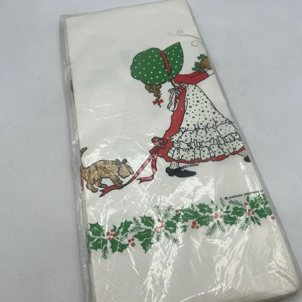 Vtg Christmas Holly Hobbie Cat Paper Table Cover Tablecloth 52x96 80s Grannycore